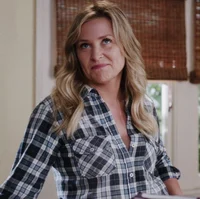Arizona Robbins 