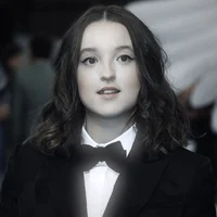 Bella Ramsey 