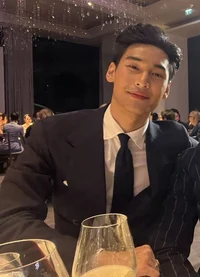 Твой муж бизнесмен