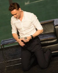 Tom Hiddleston