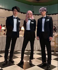 Stokes twins Crew