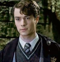 Tom M Riddle