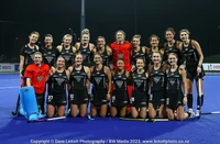 Black Sticks Women 