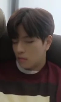 Sleepy Seungmin 