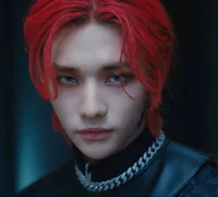 18 - Hwang Hyunjin