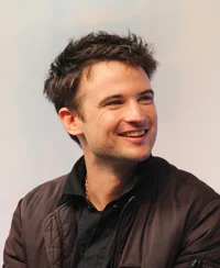 Tom Sturridge 