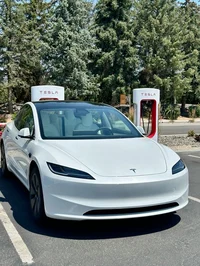 Jetty Tesla