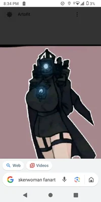 -Titan camerawoman-