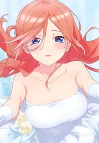Miku Nakano Novia 1