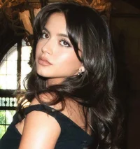 Isabela Merced