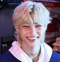 Lee Felix Bestie 
