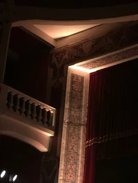 3 Bradley Uppercrust