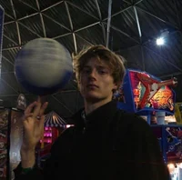 GRAYSON HAWTHORNE