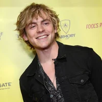 Ross Lynch 