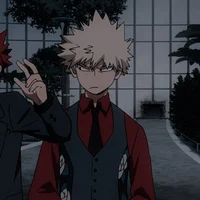 Katsuki Bakugo 
