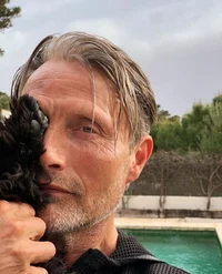 Mads Mikkelsen