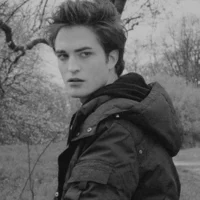 2 EDWARD CULLEN