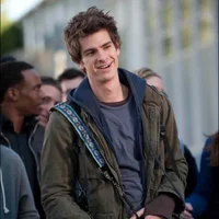 Andrew  garfield