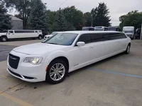Chrysler 300c Limo