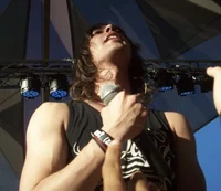 vic fuentes