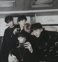 Stray Kids