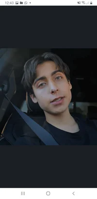 Aidan gallagher 