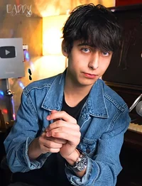 Aidan Gallagher