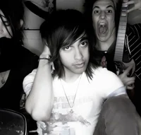 Vic Fuentes