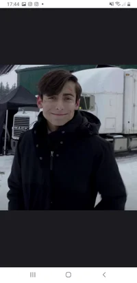 Aidan gallagher 