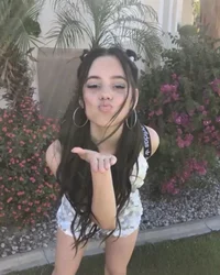 Jenna ortega 