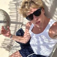 GRAYSON HAWTHORNE