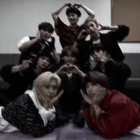 Stray kids 