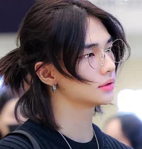 Hwang Hyunjin