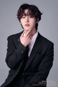 Yang Hongseok