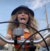 sabrina carpenter