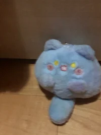 sqweaking cat plush