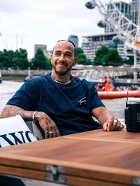 Lewis Hamilton 003