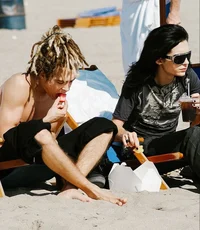 Tom and Bill Pirates