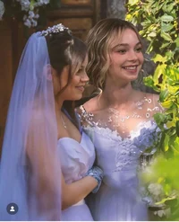 Jenna and Emma 