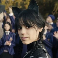 Enid-Wednesday Adams