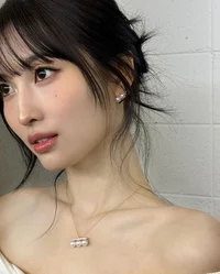 Hirai Momo