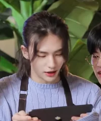 Teacher Hyunjin 
