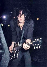 Izzy Stradlin 