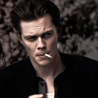 Bill Skarsgard 