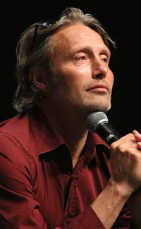 Mads Mikkelsen