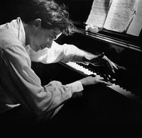Rival Pianist 