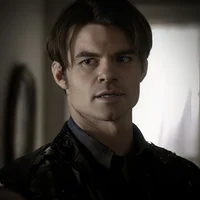 Elijah Mikaelson 