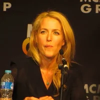 Gillian Anderson 