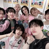 Stray Kids