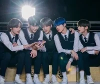 TXT High-school AU